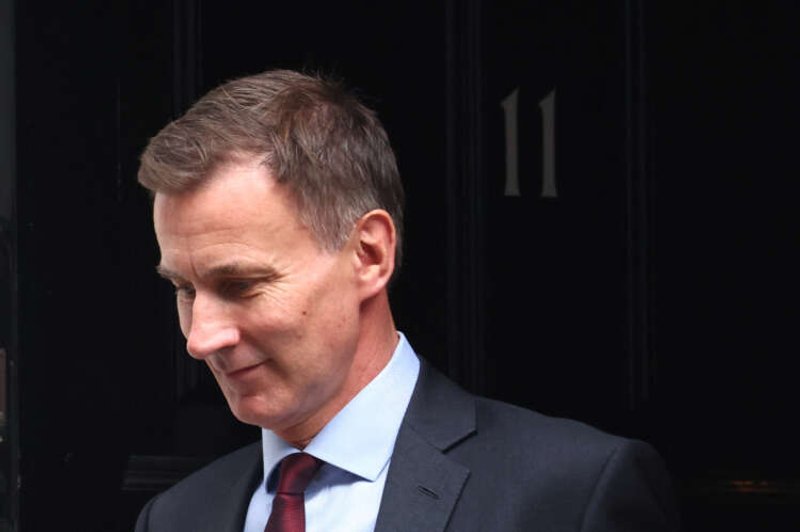 Image for UK’s Hunt says unclear when taxes can be cut amid interest cost pressure