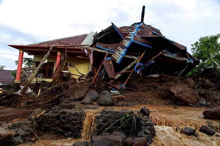 Scene of devastating floods in North Maluku, Indonesia, after heavy rains - Global Banking & Finance Review