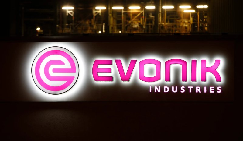Image for Evonik says recovery unlikely in 2024, plans 2,000 job cuts