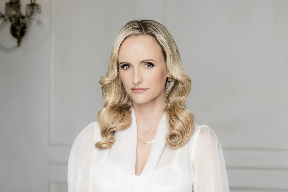 Lia Holmgren discussing the integration of emotions in trading strategies - Global Banking & Finance Review