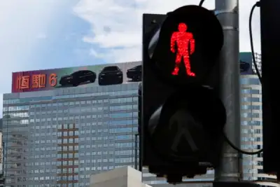 Image for China Evergrande’s snowballing debt crisis