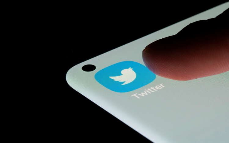 Image for Twitter beats revenue targets with ad improvements, shares jump 7%
