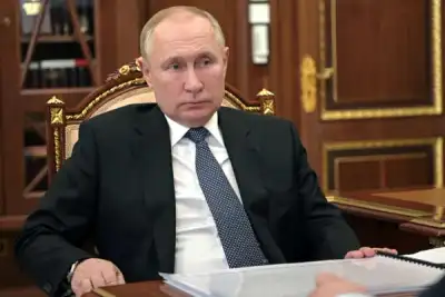 Image for Putin wants ‘unfriendly’ countries to pay for Russian gas in roubles