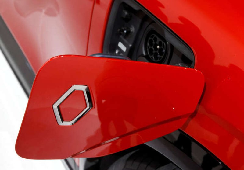 Image for Renault revenues rise 30% in Q1 on higher sales and prices