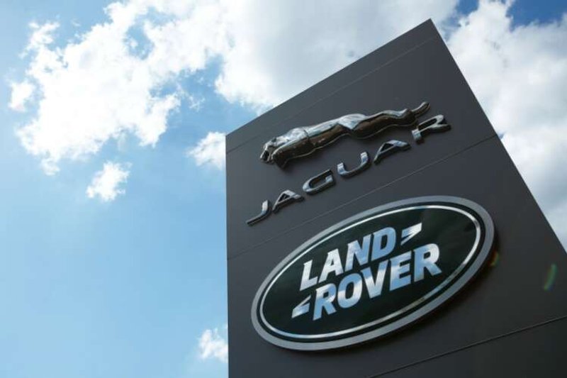 Image for JLR to begin testing prototype hydrogen Land Rover this year