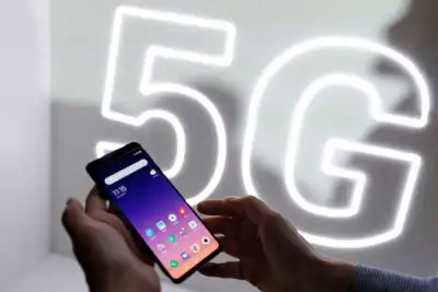 Image for Phone maker Xiaomi flags rising costs of chips, shares fall