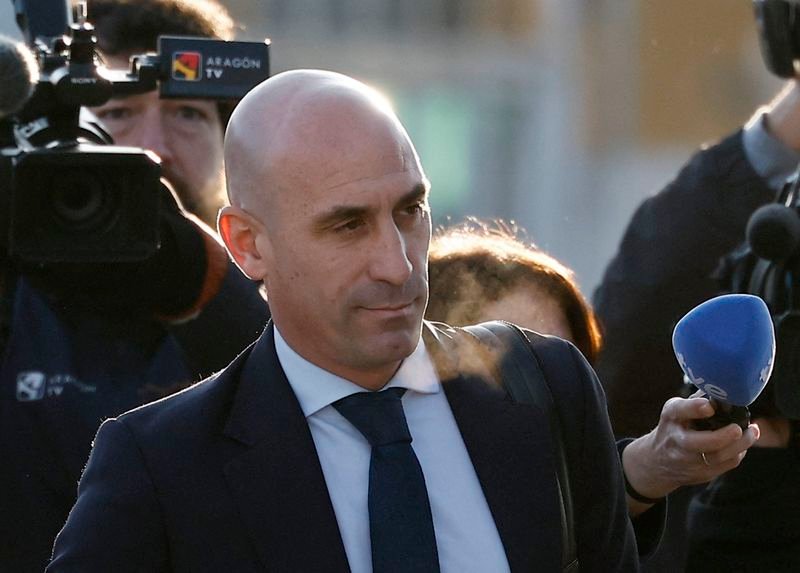 Luis Rubiales in court discussing consent regarding kiss with Jenni Hermoso - Global Banking & Finance Review
