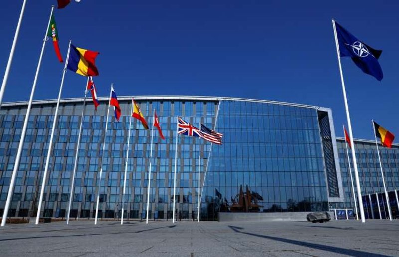 Image for EXPLAINER- Finland, Sweden on verge of applying to join NATO