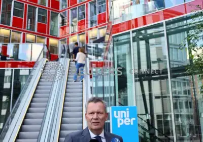 Image for Uniper boss tells investors to back German bailout or risk all