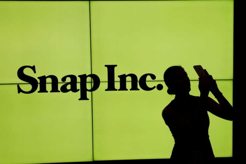 Image for Snap beats user, revenue estimates with highest growth in 4 years