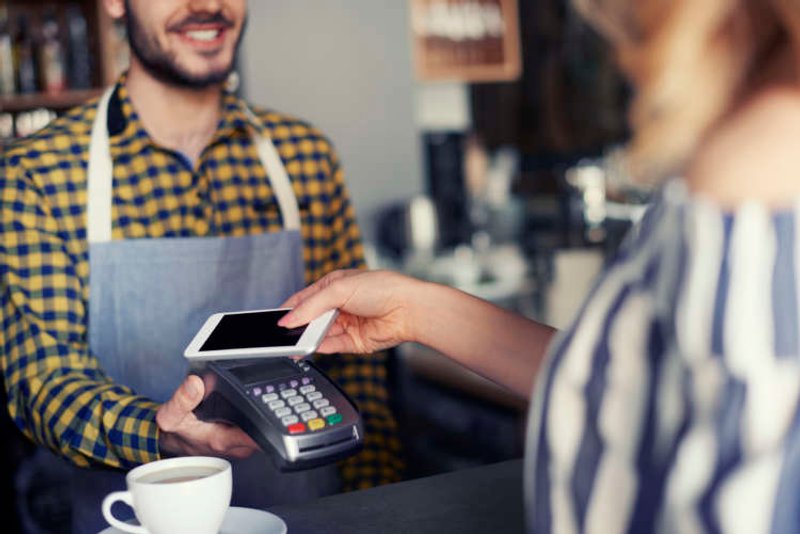 Image for Mobile Wallets &amp; Payments are Targets for Fraud, What Merchants Need to Know