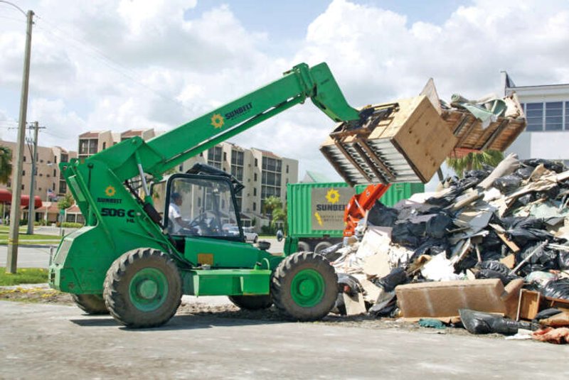 Image for Equipment rental firm Ashtead lowers UK rental revenue outlook, shares fall