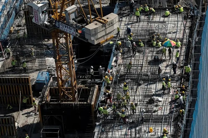 Image for Thai Q2 GDP beats forecast, but policy uncertainty clouds outlook