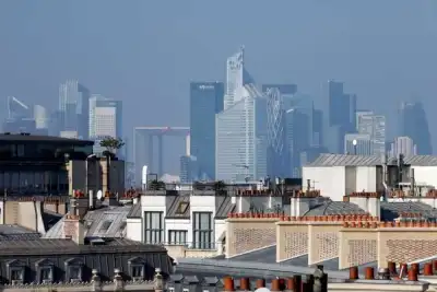 Image for France sees slower growth stalling deficit reduction in 2023