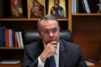 Image for Greece to spend another 3.2 billion euros to shield consumers from energy crisis