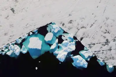 Image for UK pensions regulator warns pension schemes on climate disclosures