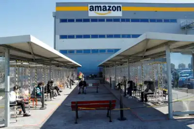 Image for Amazon will not cut jobs in Italy, unions say after meeting