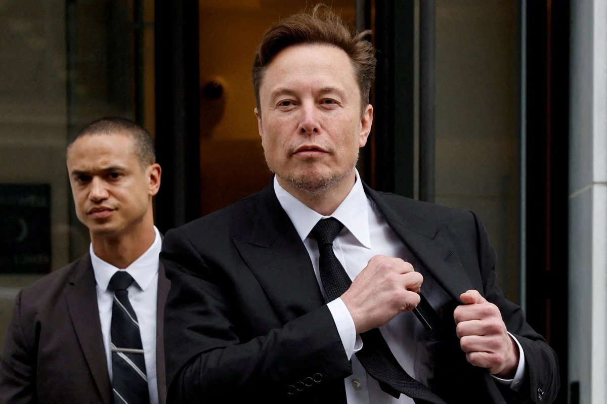 Elon Musk discusses Tesla shareholders voting on his $56 billion pay package - Global Banking & Finance Review