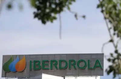 Image for Iberdrola hires Barclays to sell stake in Spanish renewable portfolio, Expansion says