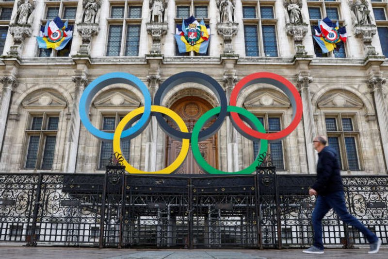 Image for EXCLUSIVE-Olympics-Paris 2024 plans Games relay changes, fewer torches-source