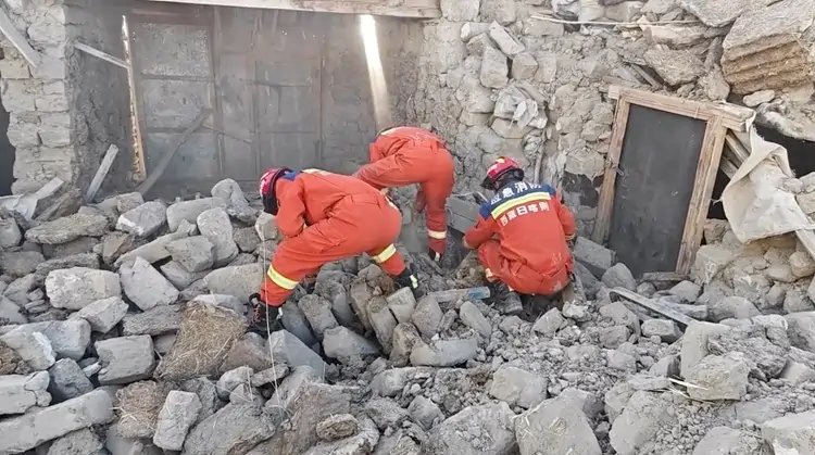 Tremors shake the Tibetan landscape following a 6.8 magnitude earthquake - Global Banking & Finance Review