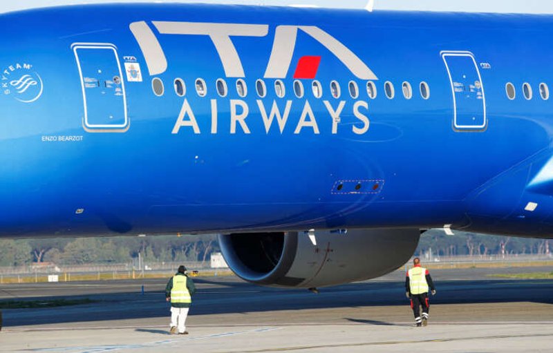 Image for ITA Airways averts strike after wage increase accord with unions