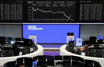 Image for European stocks edge higher on earnings optimism, recovery hopes