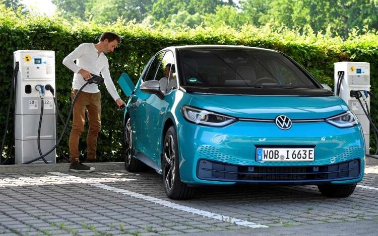 Volkswagen and BP electric charging partnership for EVs - Global Banking & Finance Review