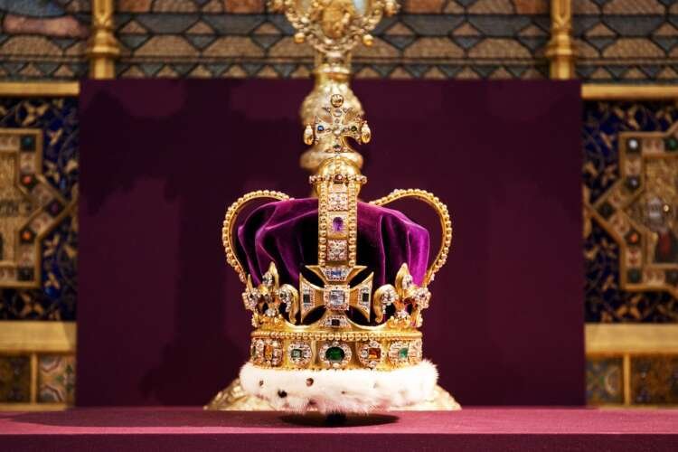 Historic St Edward's Crown, centerpiece of King Charles III's coronation - Global Banking & Finance Review