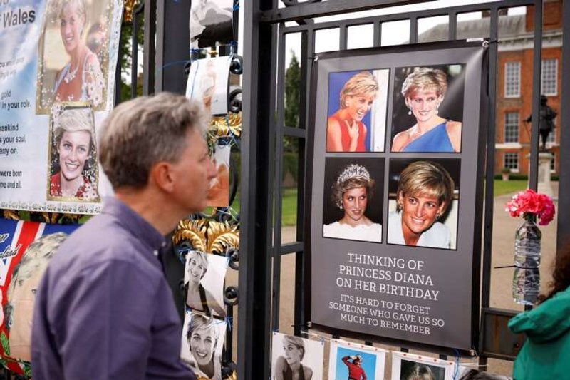 Image for Factbox-Britain’s Princess Diana, who died 25 years ago