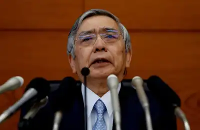 Image for BOJ Kuroda warns of economic risks from spike in COVID-19 cases, new curbs