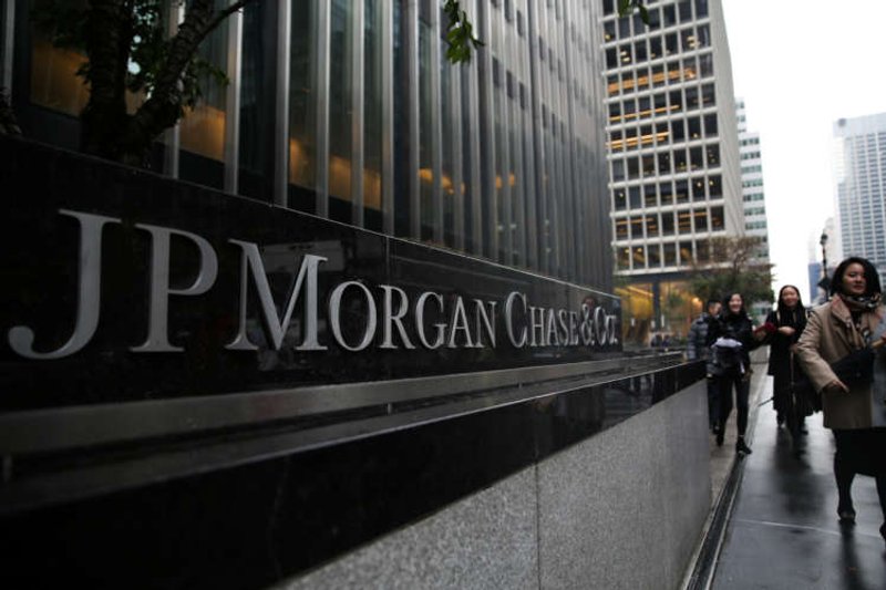 Image for JPMorgan to launch UK consumer bank within months