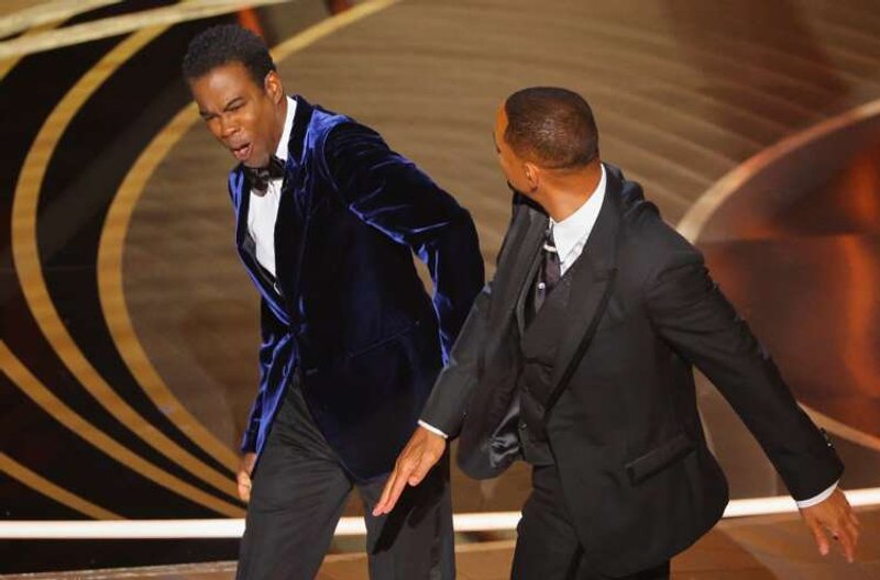 Image for Will Smith smacks Chris Rock on stage, then wins an Oscar