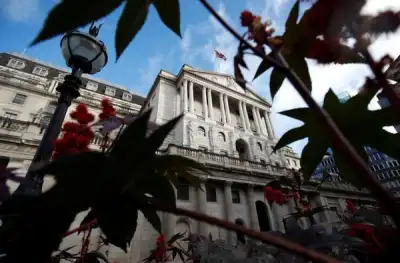 Image for Bank of England to buy bonds to stabilise market