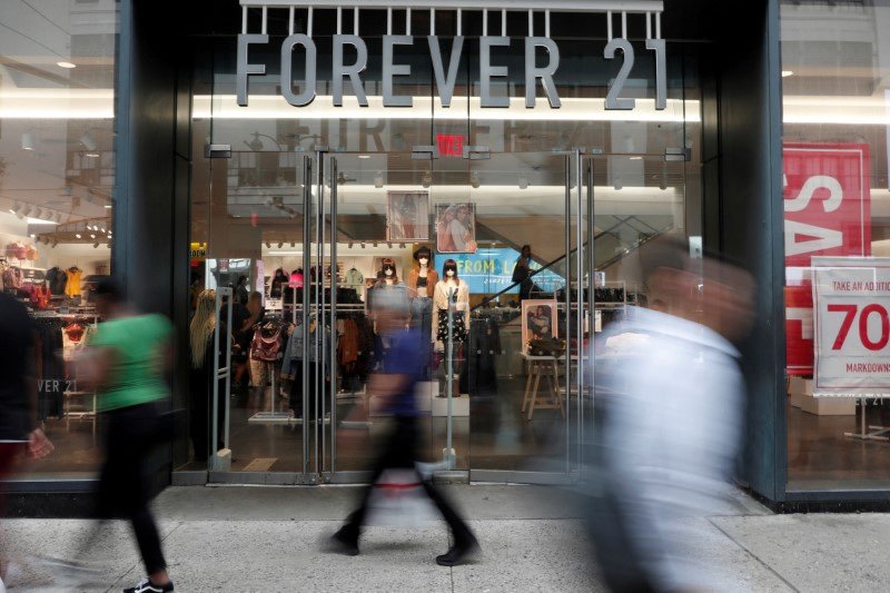 Image for Forever 21 plans nearly 200 store closures in second bankruptcy, Bloomberg News reports