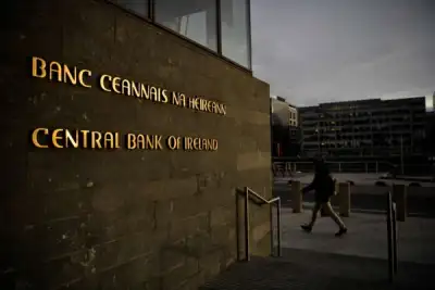 Image for Bank of Ireland agrees to 7.5% pay hike over two years