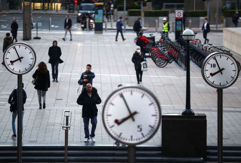 Image for UK productivity rose in 2020 as lockdown hit lower-paid jobs