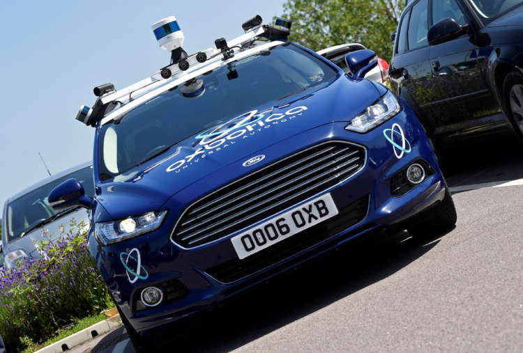 Image for Britain’s driverless car ambitions hit speed bump with insurers