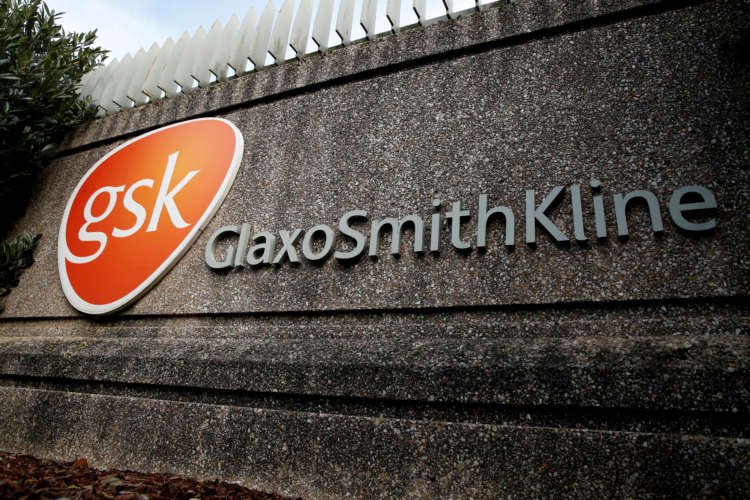 Image for GSK and Sanofi start with new COVID-19 vaccine study after setback