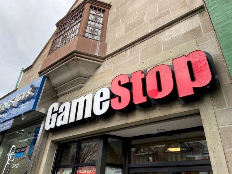 Options traders analyzing GameStop earnings report impact - Global Banking & Finance Review
