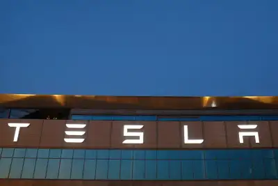 Image for Tesla to give permanent jobs to 500 temporary staff at German gigafactory