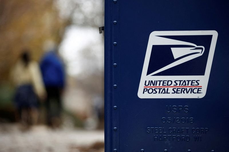 US Postal Service reversing decision on parcels from China - Global Banking & Finance Review