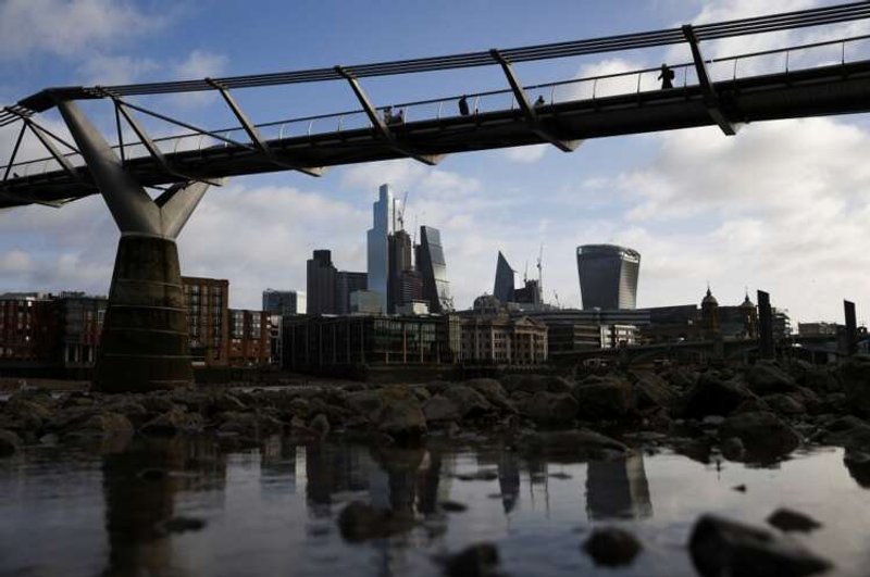 Image for UK growth stutters in February as cost-of-living squeeze looms