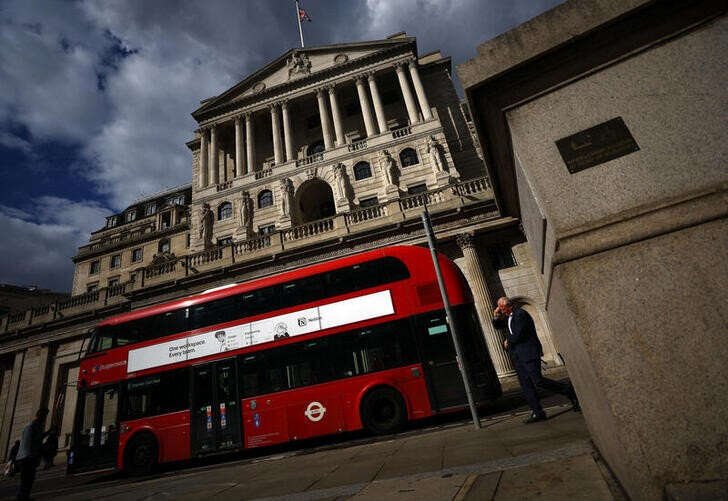Image for UK bond liquidity barely improves after BoE intervention – ING