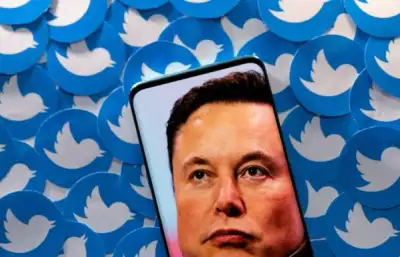 Image for Twitter plans to have shareholder vote by August on sale to Elon Musk