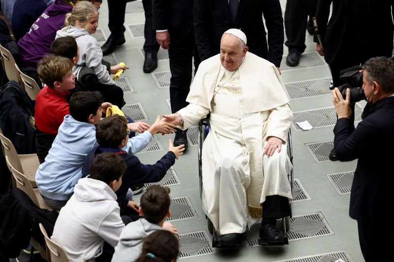 Pope Francis speaks at a summit on children's rights amid global conflicts - Global Banking & Finance Review