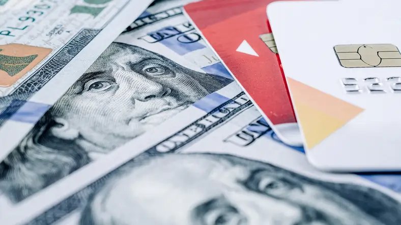 Virtual dollar cards without limits: an overview of the top 3 services in 2025 - Finance news and analysis from Global Banking & Finance Review