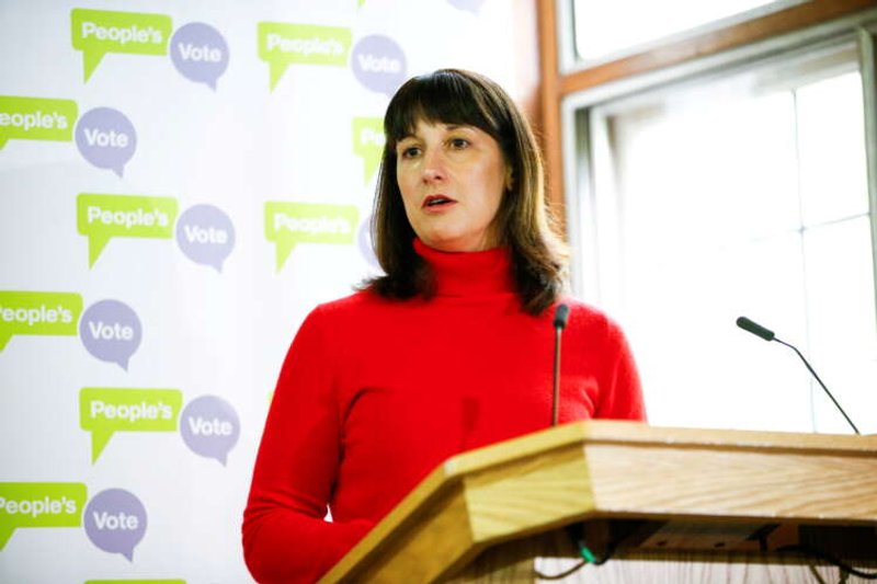 Image for UK’s Labour would target online firms to help high street retailers