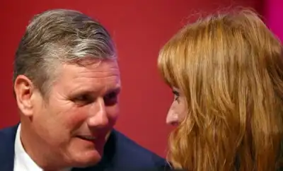 Image for UK Labour threaten to pursue election through no confidence vote