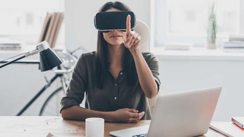 Image for Enterprise VR untethered: new ways of training for a new world of work